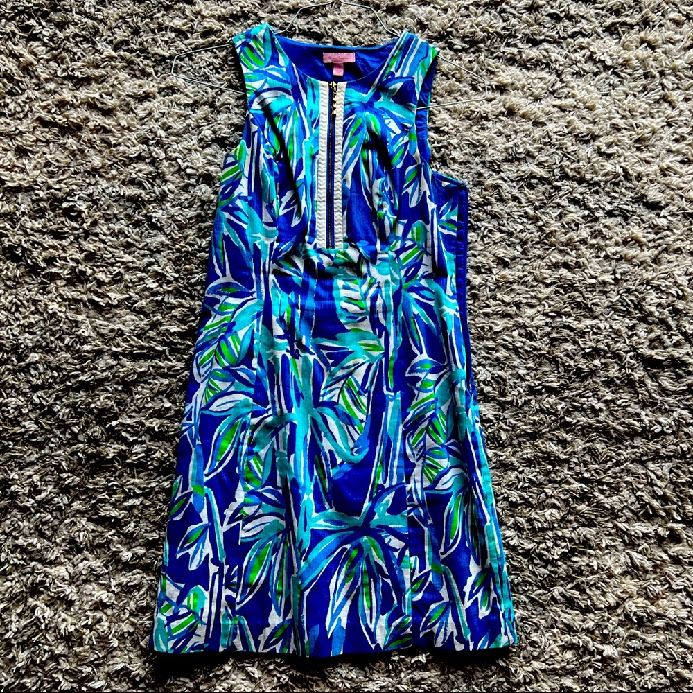 Lilly Pulitzer dress size 2!💙